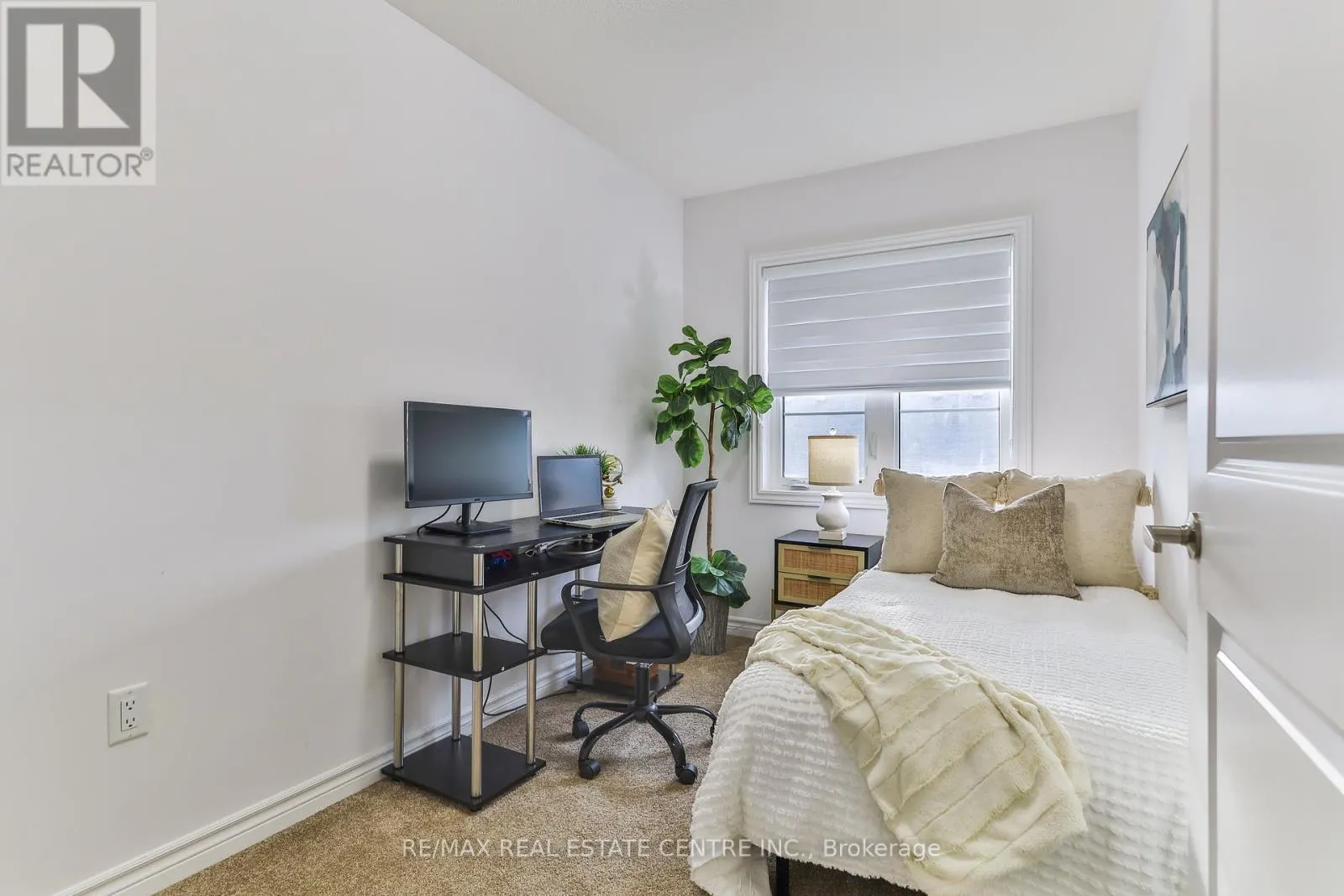 35 - 461 BLACKBURN DRIVE