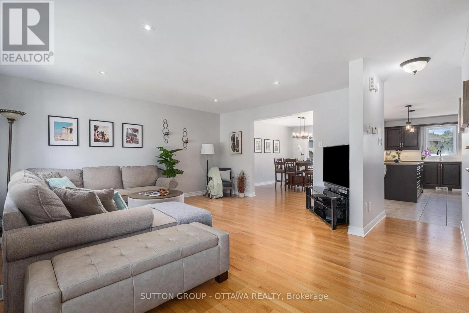 56 HONORE CRESCENT