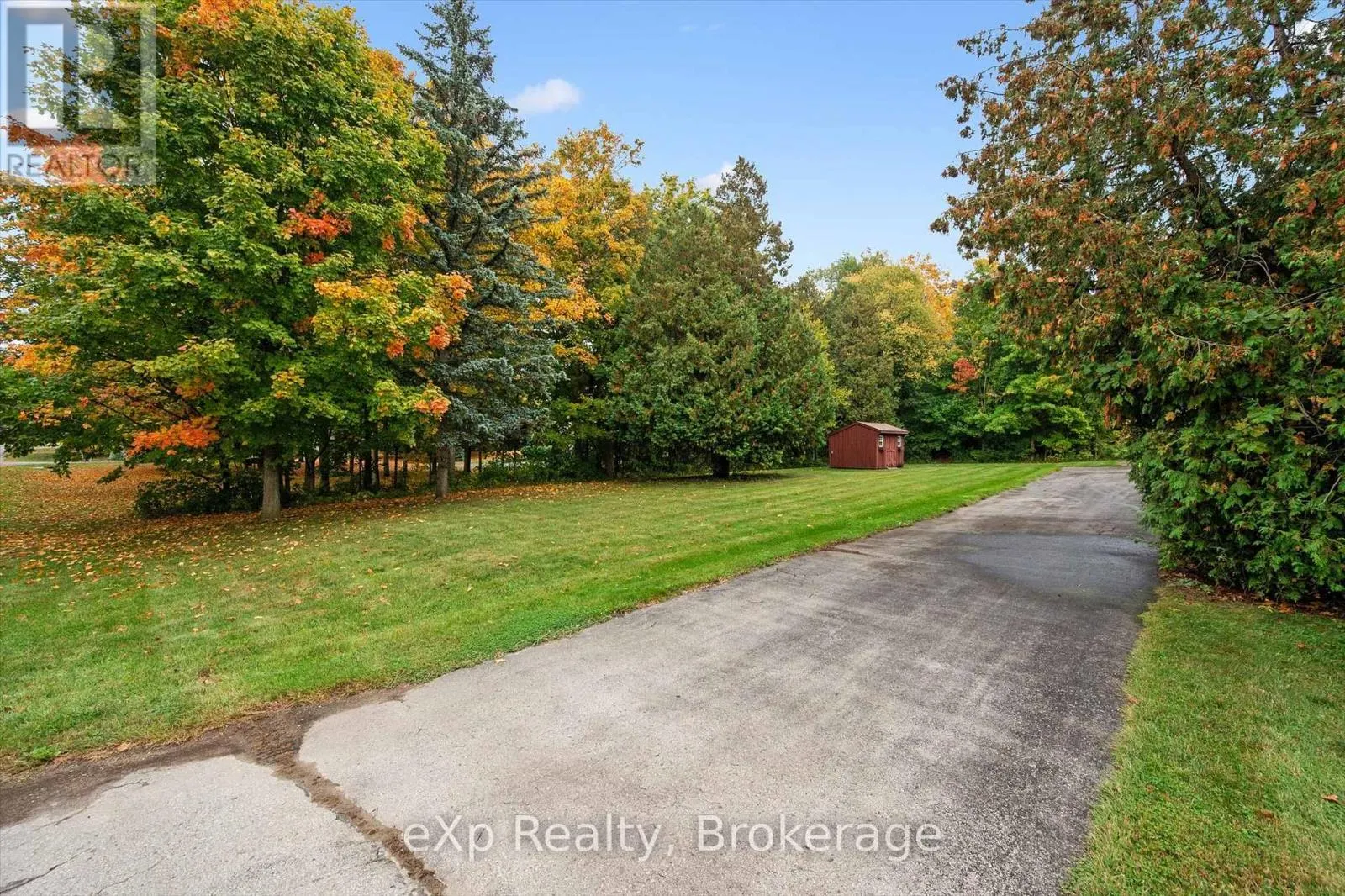 32 GLENHOLM DRIVE