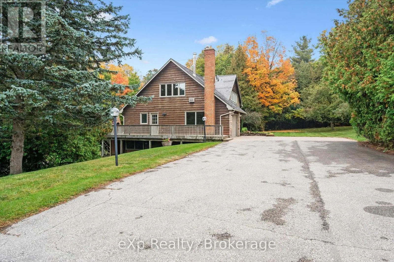 32 GLENHOLM DRIVE