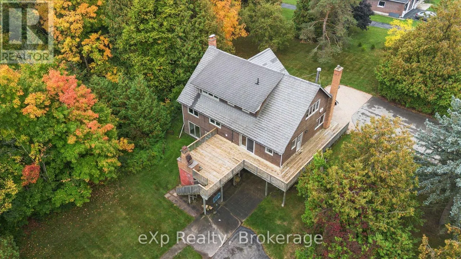 32 GLENHOLM DRIVE