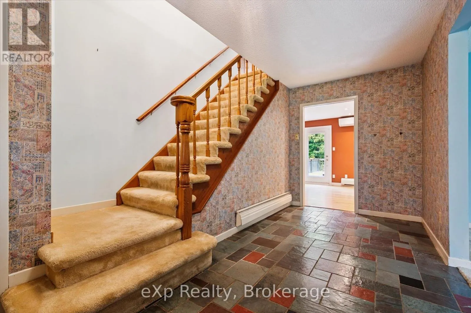 32 GLENHOLM DRIVE