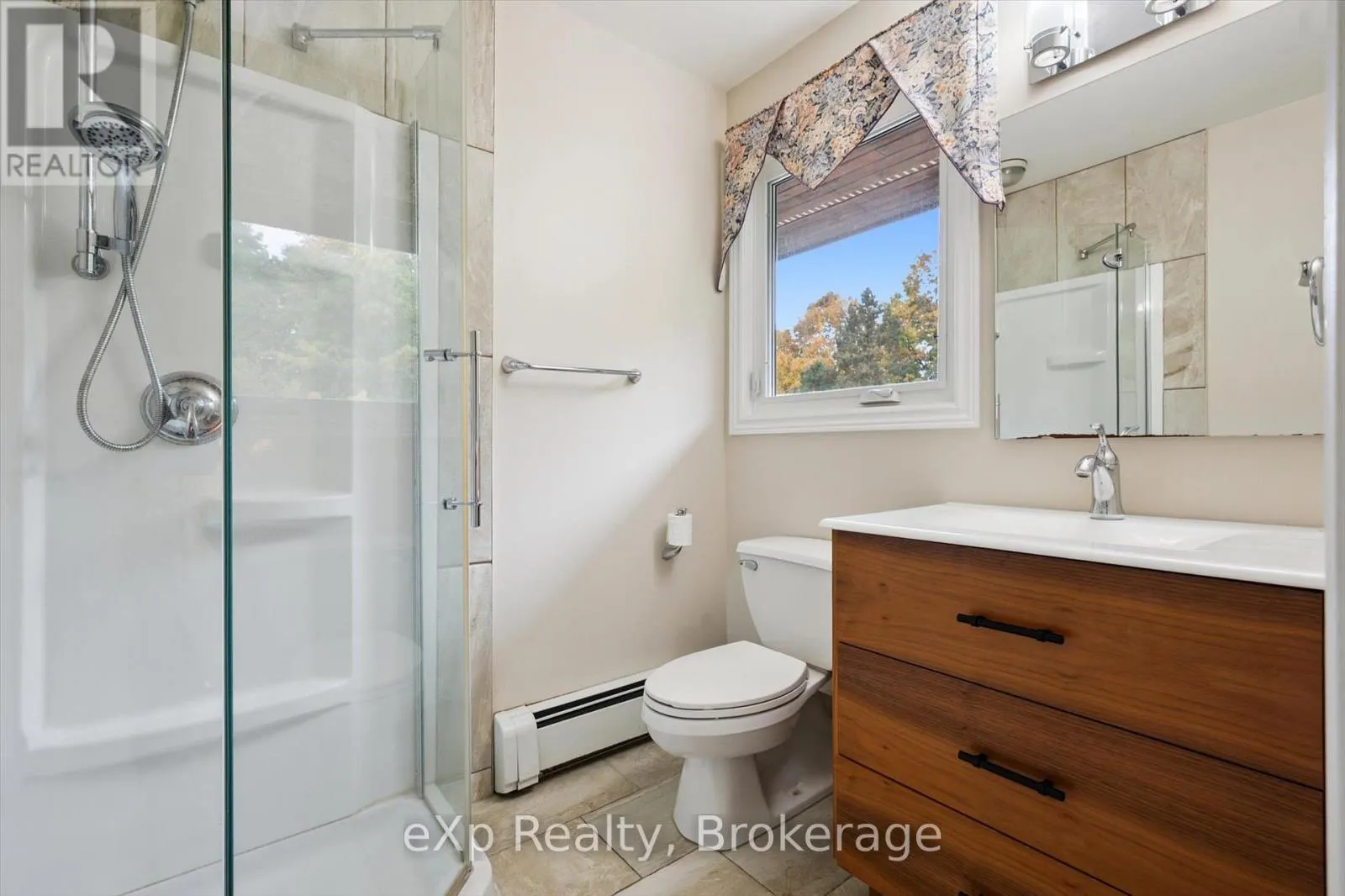 32 GLENHOLM DRIVE