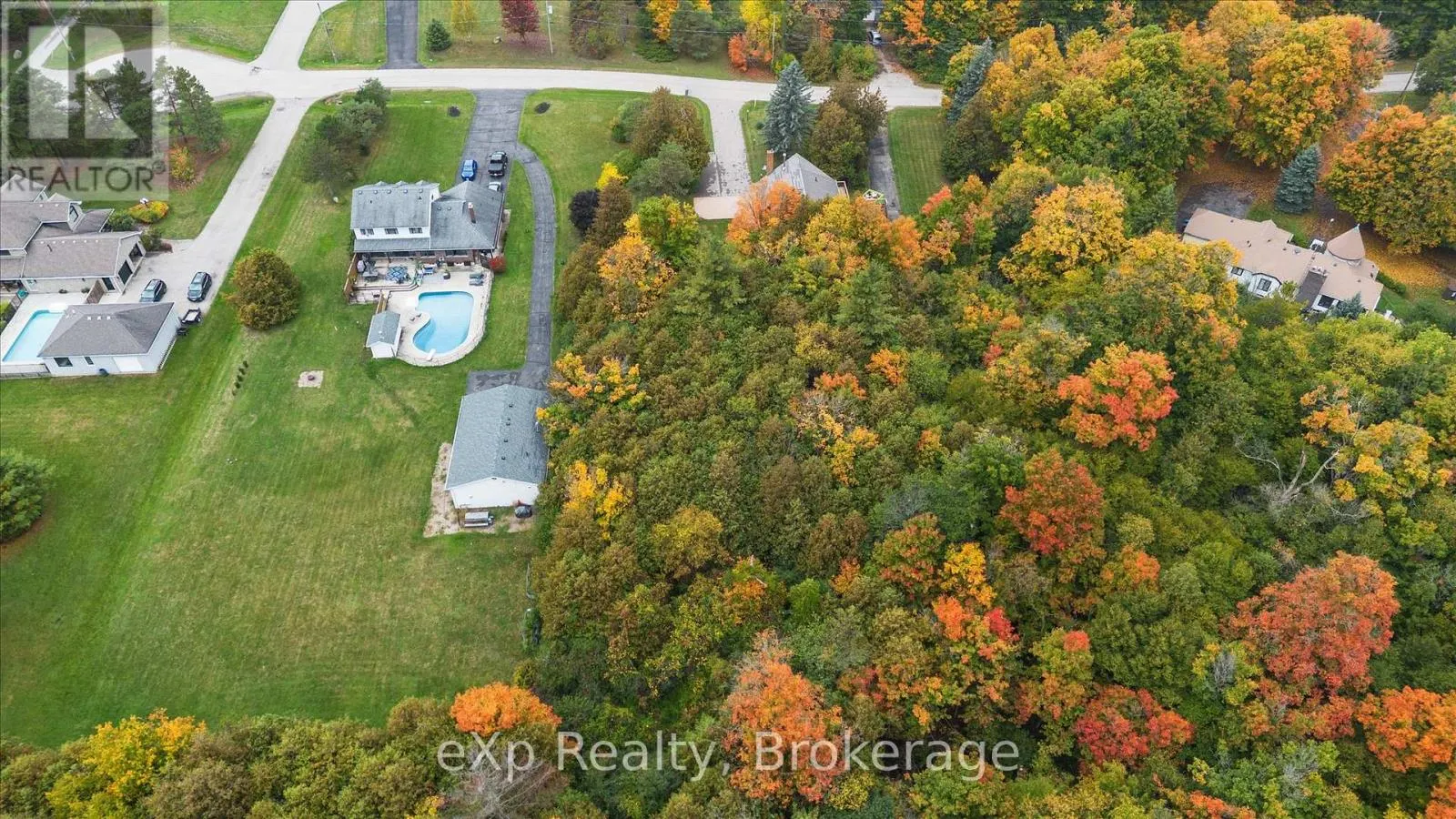 32 GLENHOLM DRIVE