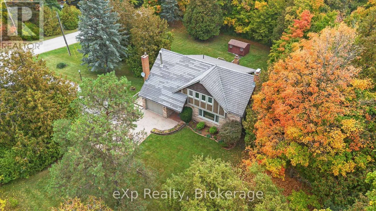 32 GLENHOLM DRIVE