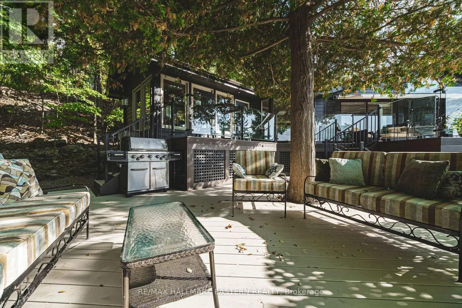 1052 TEDFORD LANE