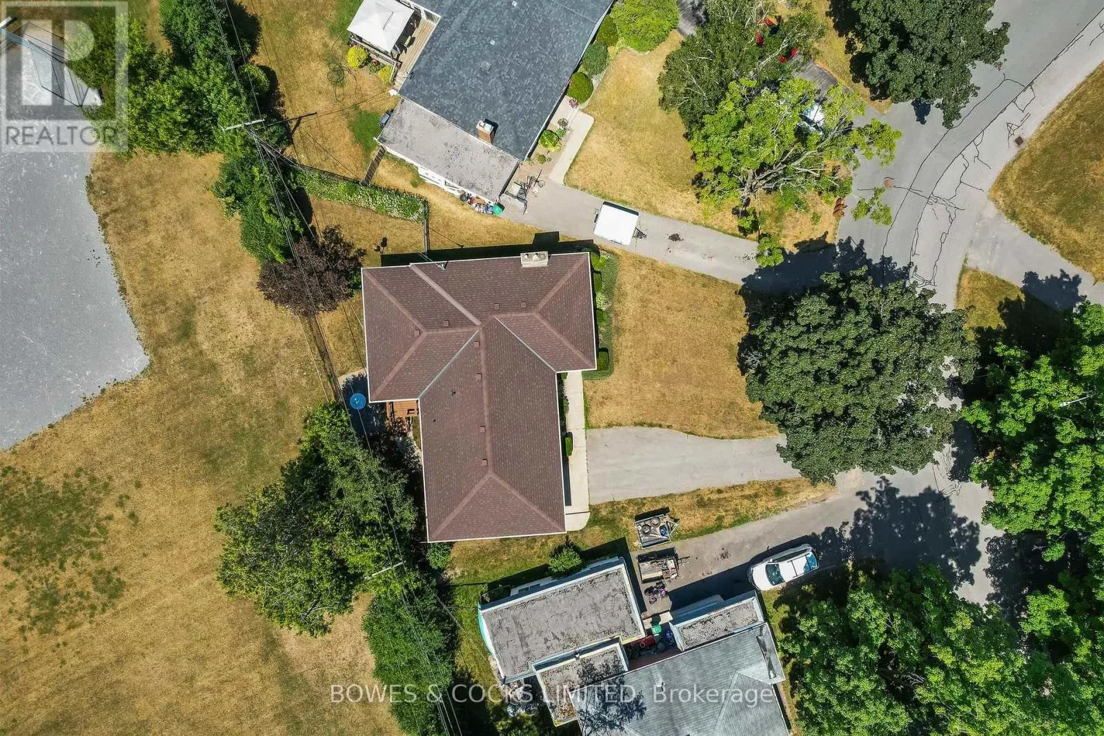 905 GLENHOLME AVENUE