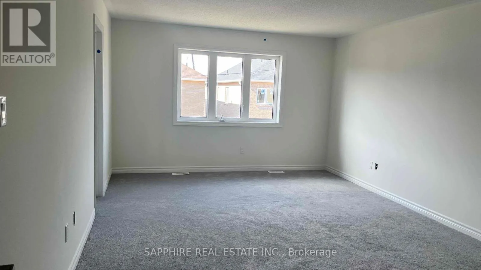25 HUNTSWORTH AVENUE