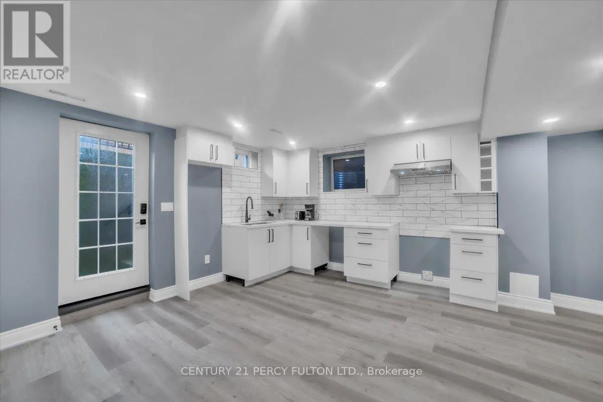 80 COOKE AVENUE