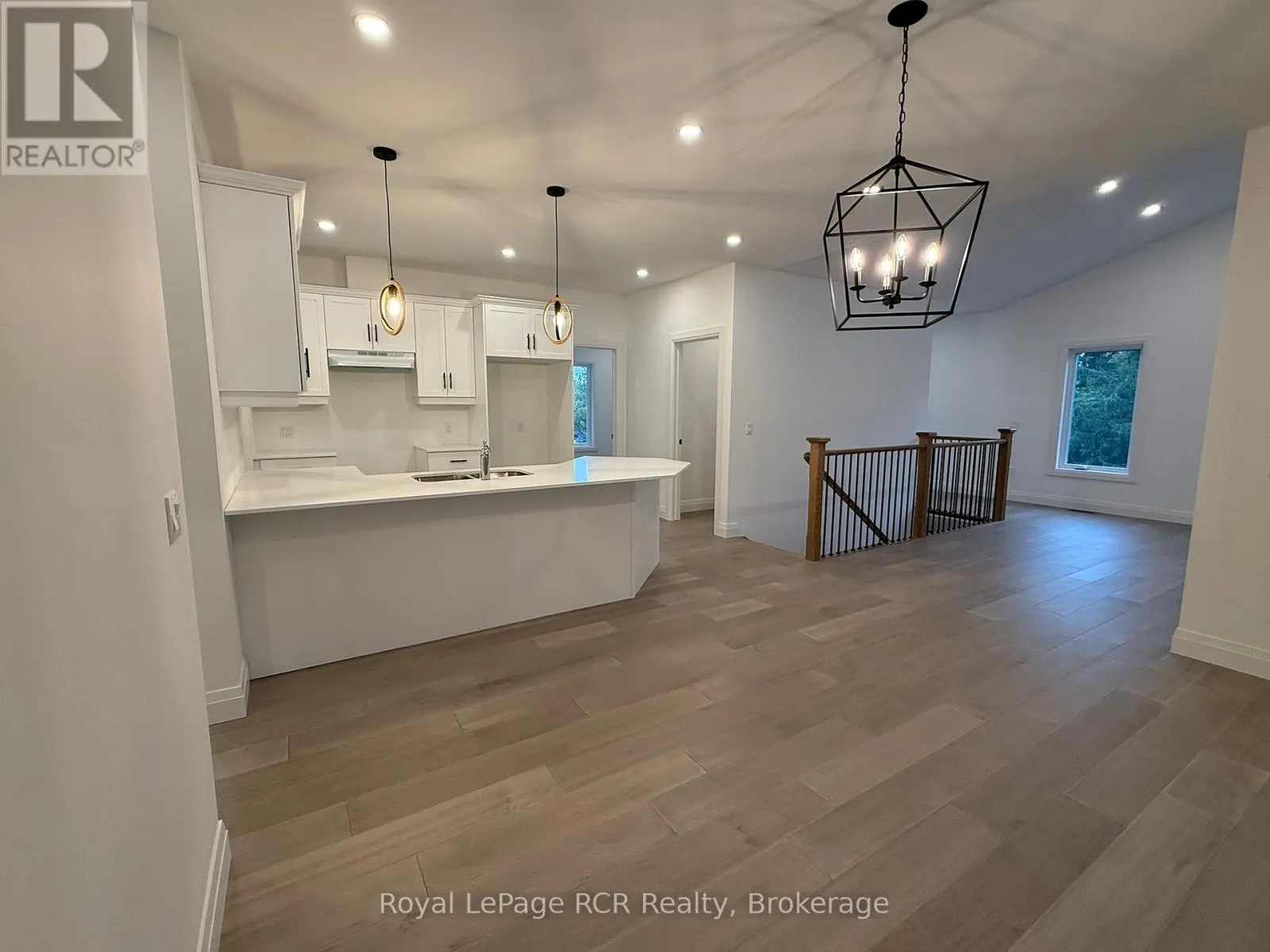170 ELGIN ST
