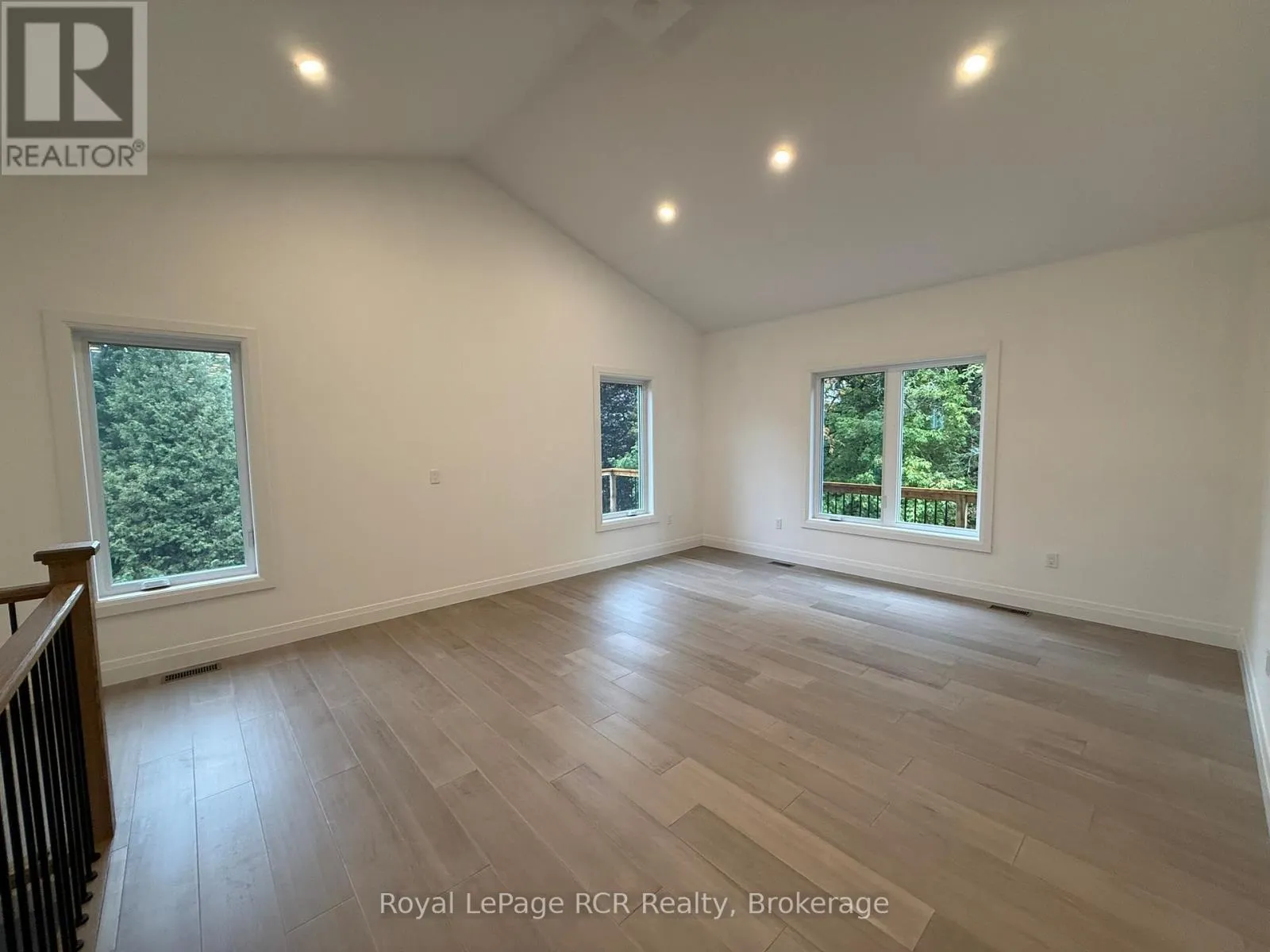 170 ELGIN ST