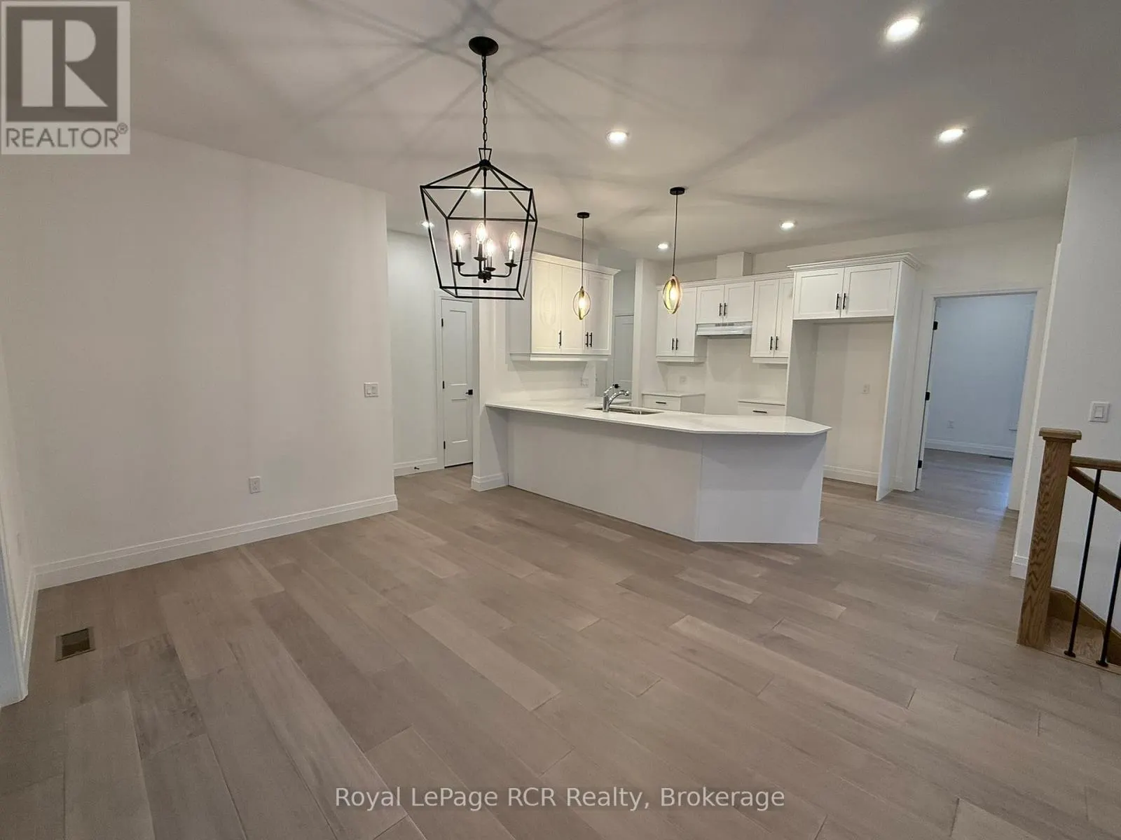 170 ELGIN ST