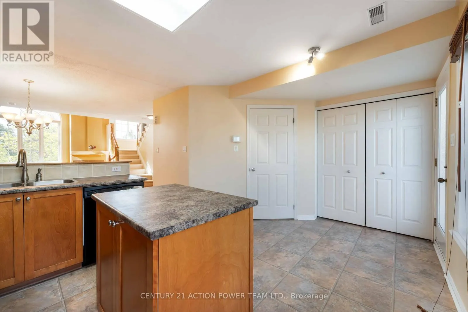13 - 123 GATESTONE PRIVATE