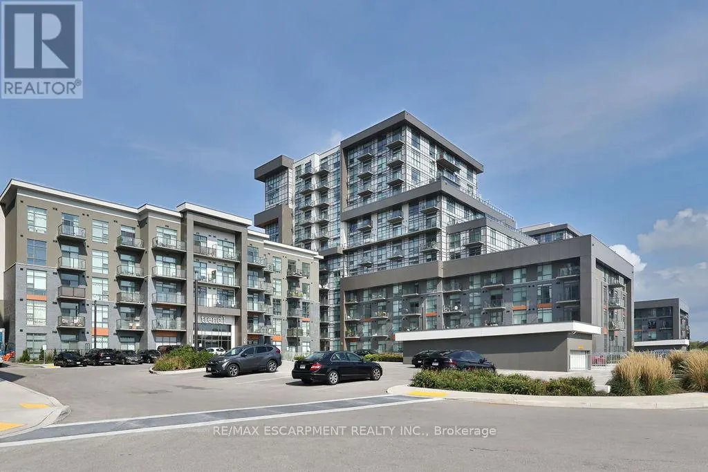 607 - 450 DUNDAS STREET E