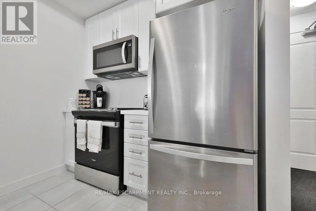 607 - 450 DUNDAS STREET E
