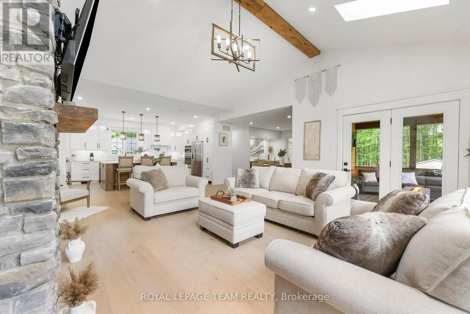 108 ROYAL TROON LANE