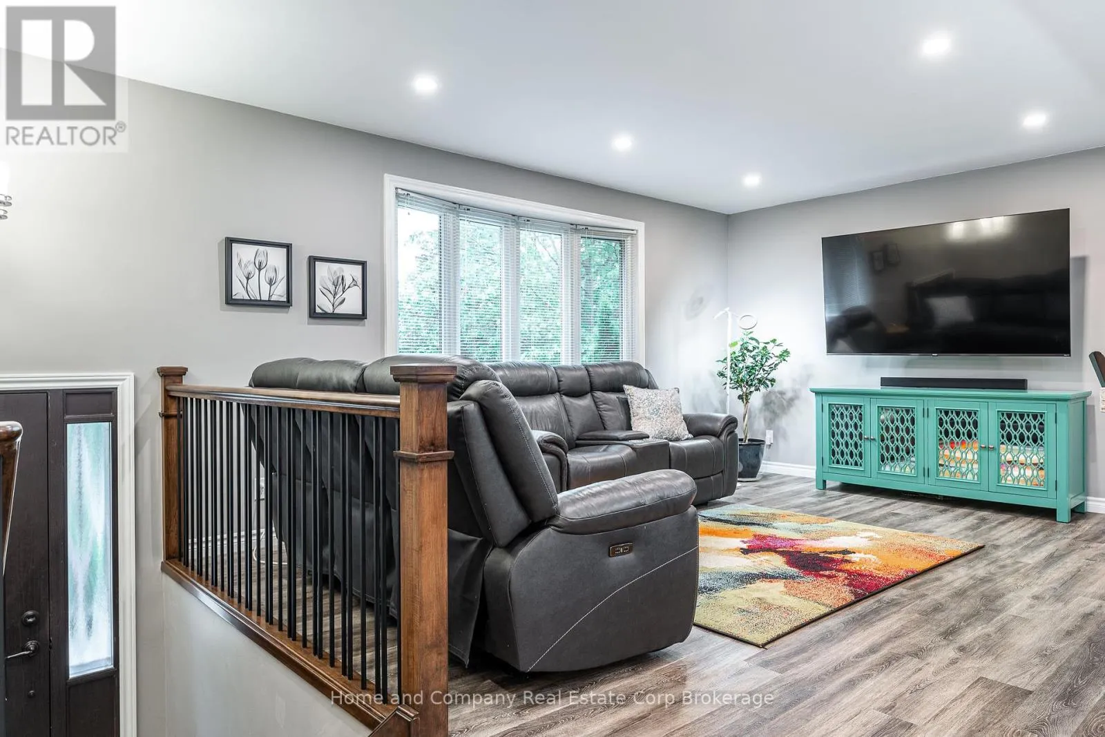 152 KEMP CRESCENT