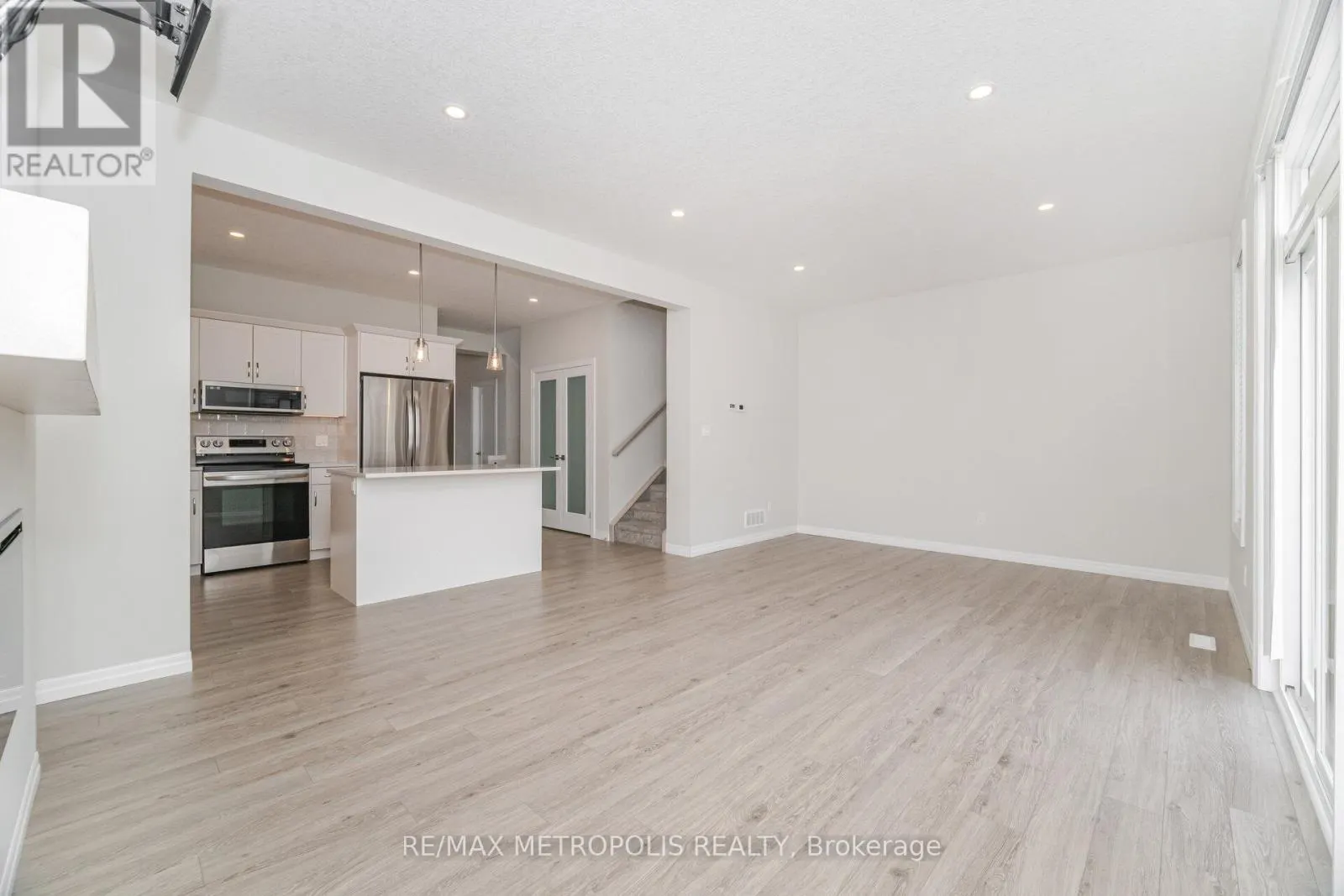 28 KEBA CRESCENT