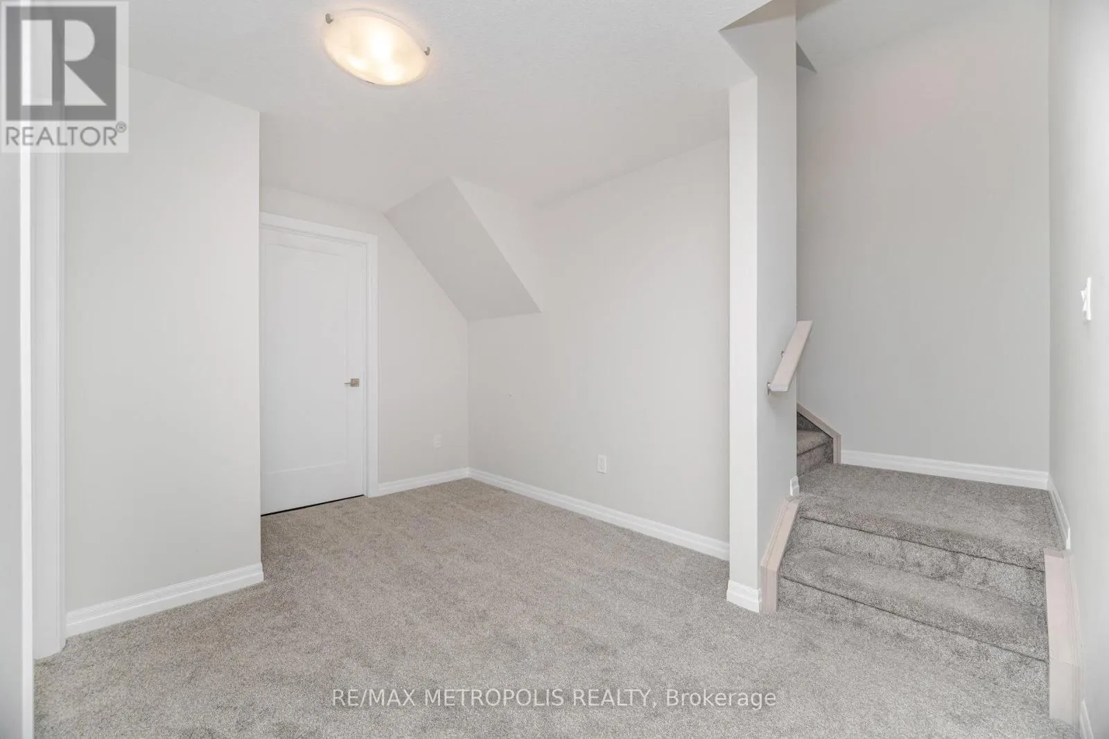 28 KEBA CRESCENT