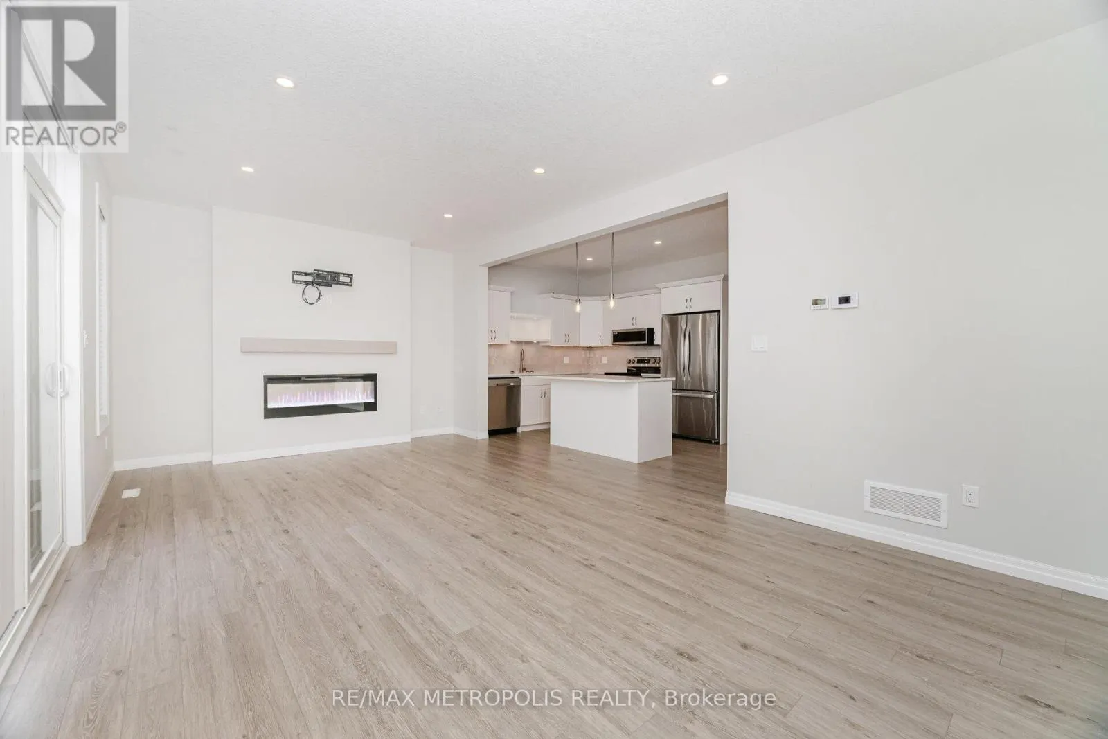 28 KEBA CRESCENT