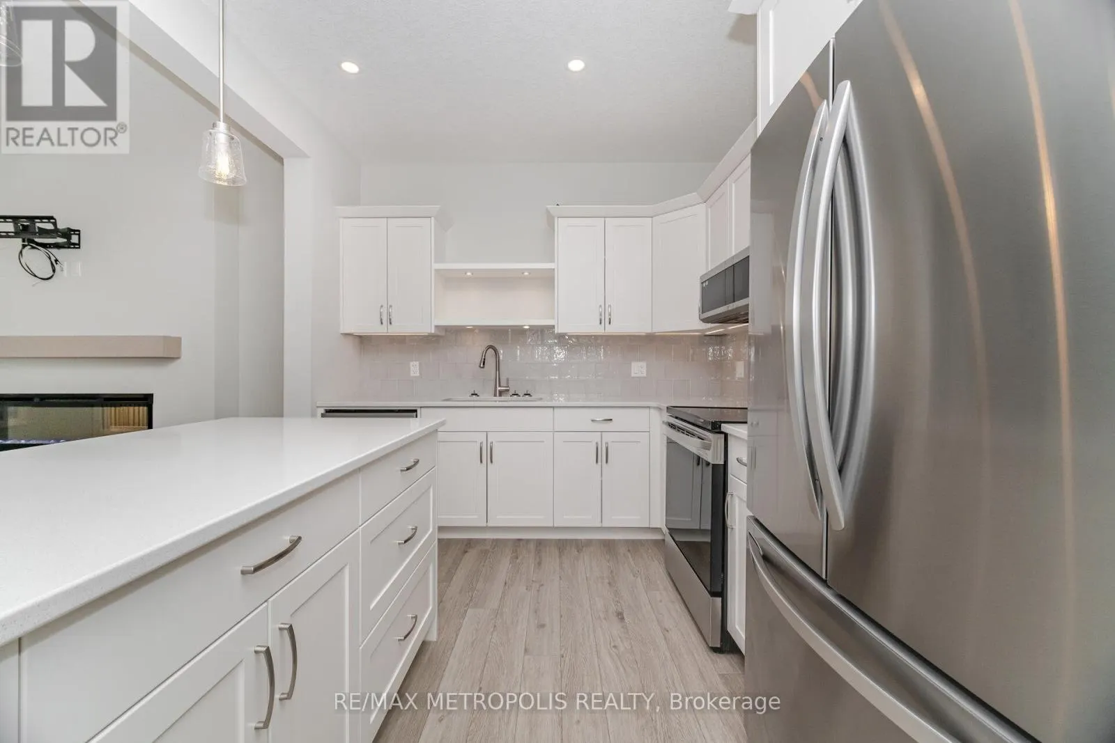 28 KEBA CRESCENT