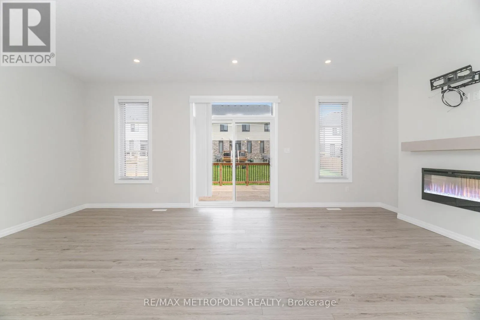 28 KEBA CRESCENT