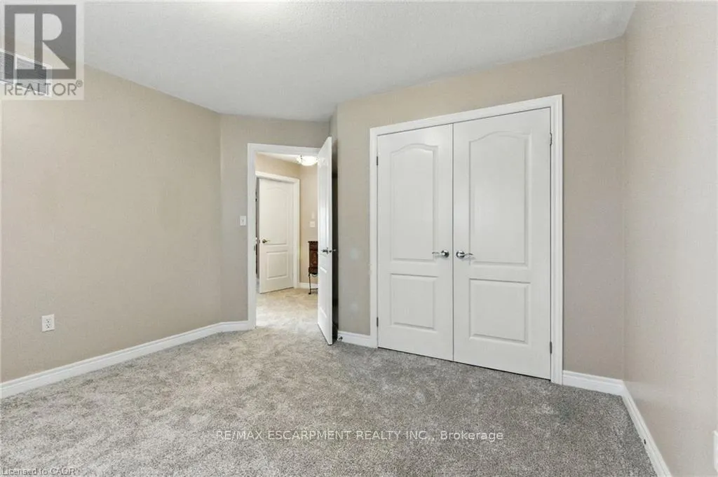 11 SILVERSPRING CRESCENT