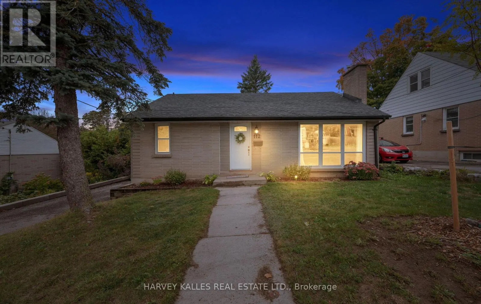 112 DUMBLE AVENUE