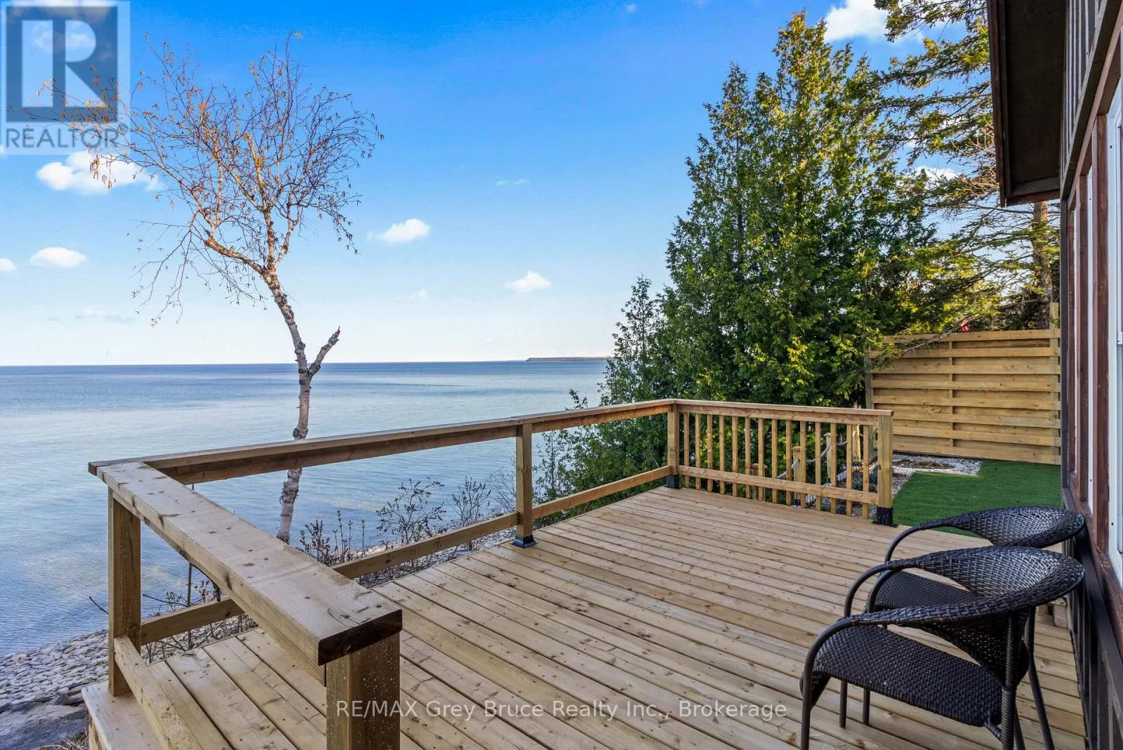 1132 DYERS BAY ROAD