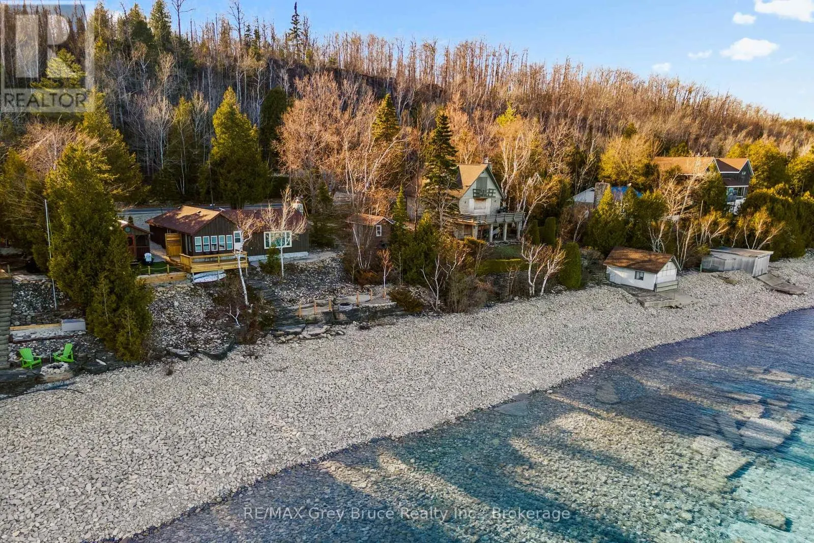 1132 DYERS BAY ROAD