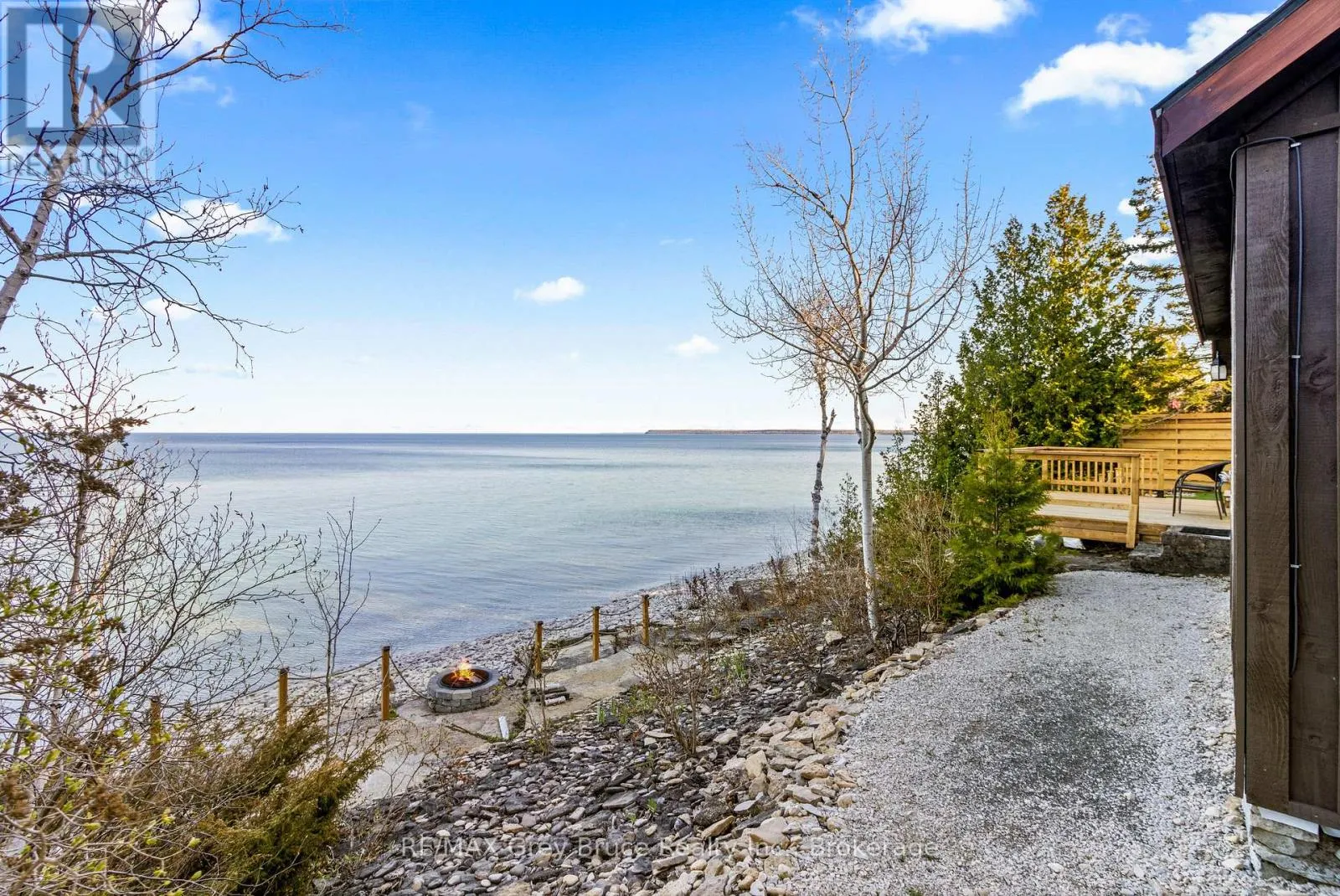 1132 DYERS BAY ROAD