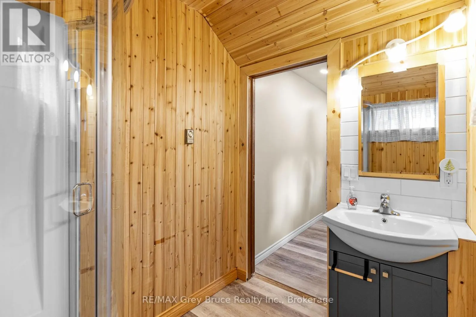 1132 DYERS BAY ROAD