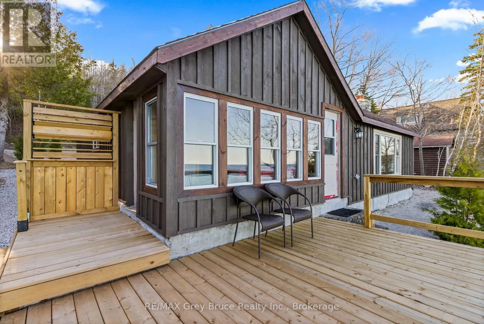 1132 DYERS BAY ROAD
