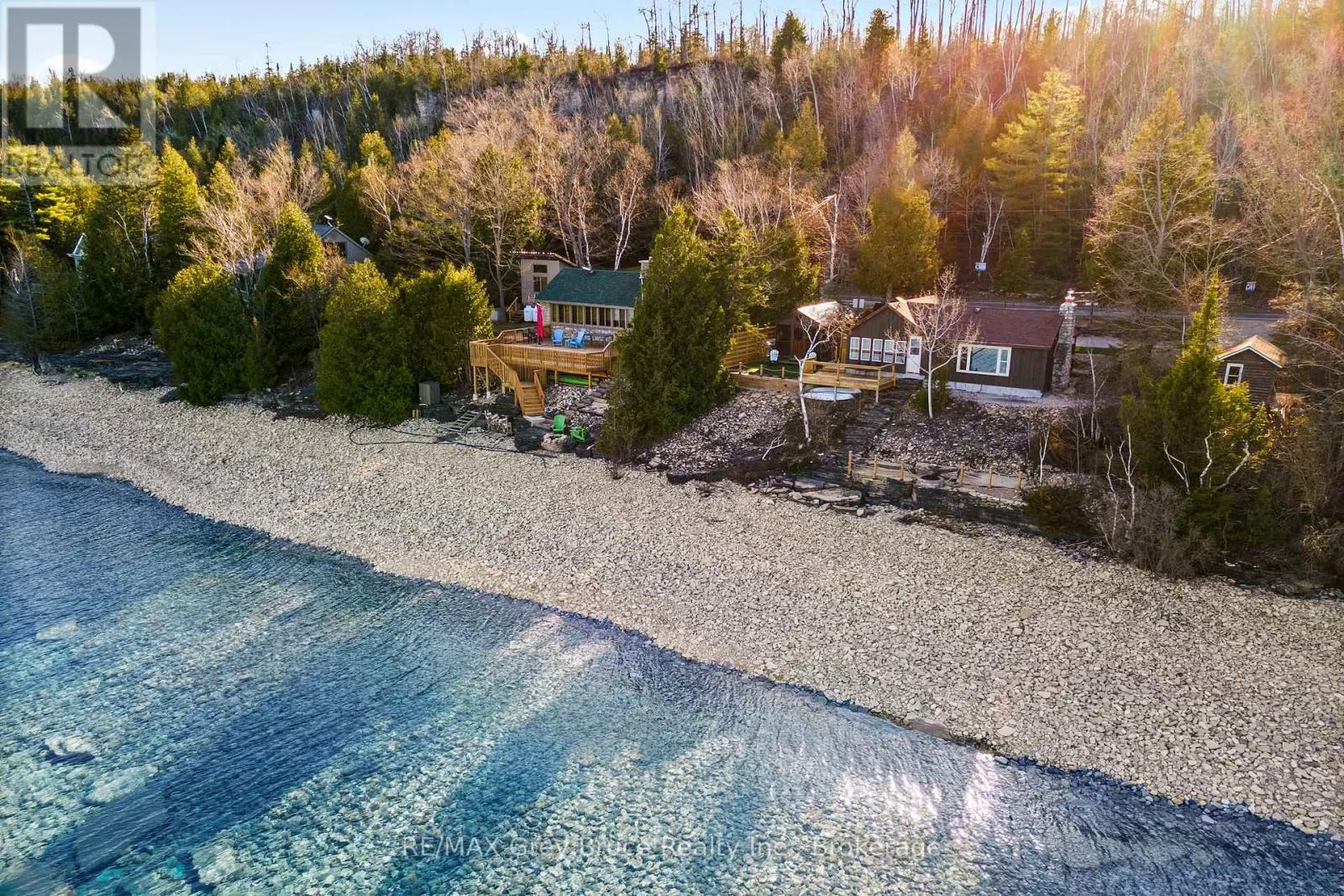 1132 DYERS BAY ROAD