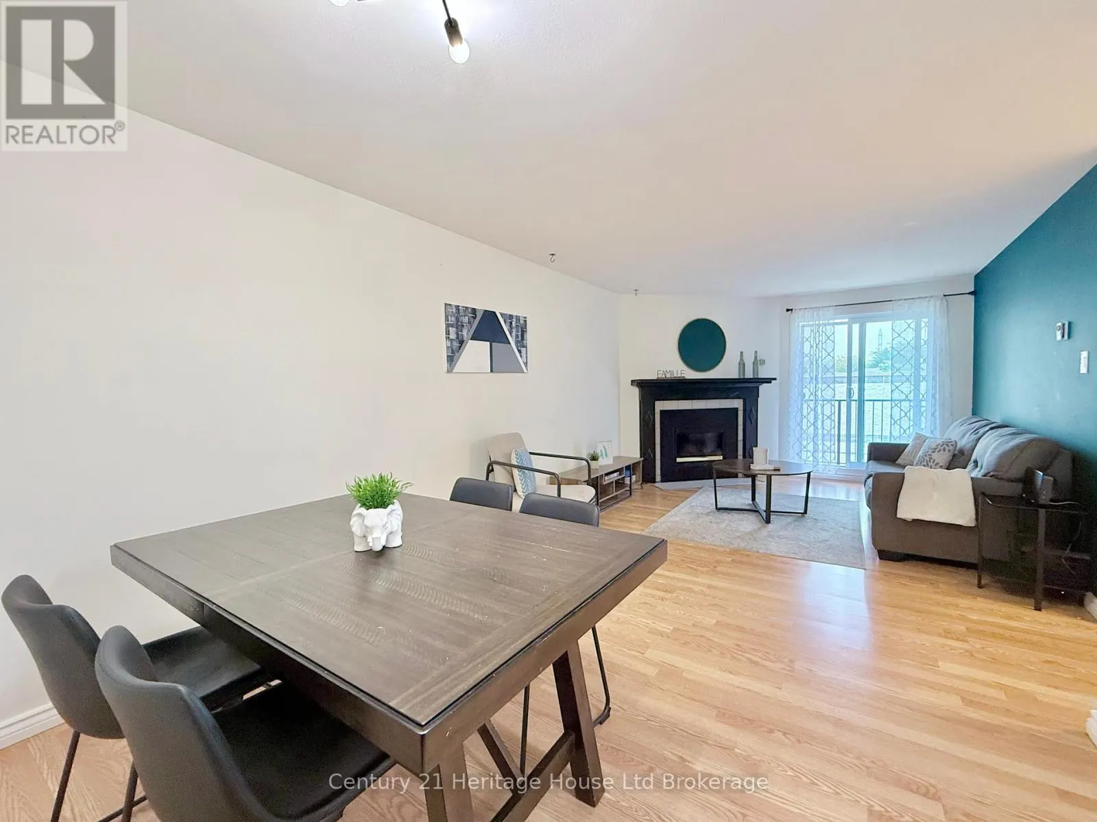 217 - 737 DEVERON CRESCENT, #217