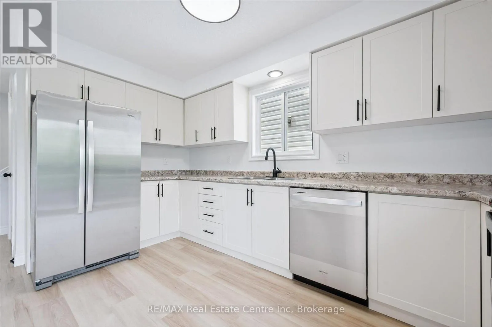 4 CARRINGTON PLACE