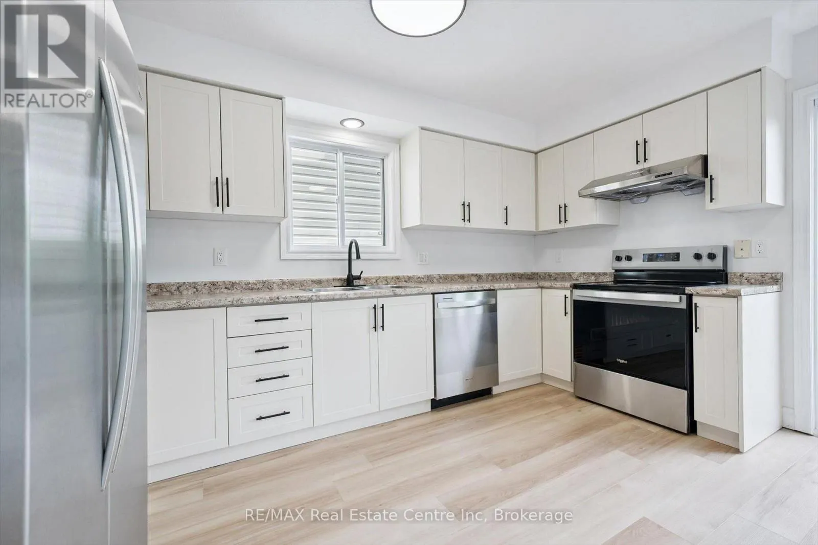 4 CARRINGTON PLACE