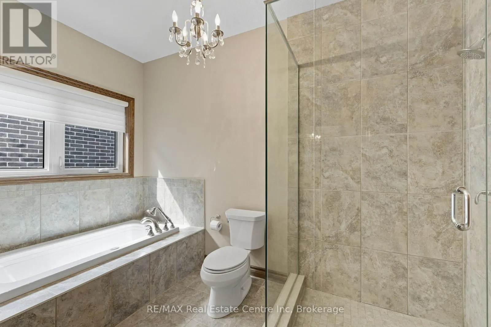 19 - 15 VALLEY ROAD, #19