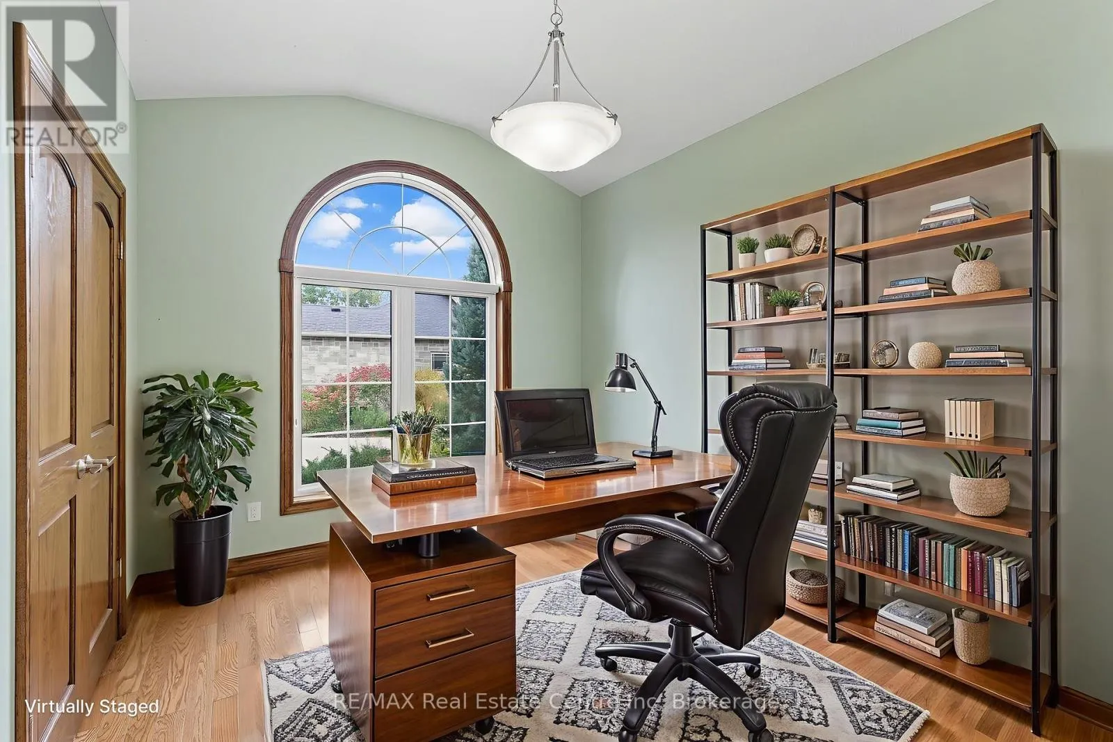 19 - 15 VALLEY ROAD, #19