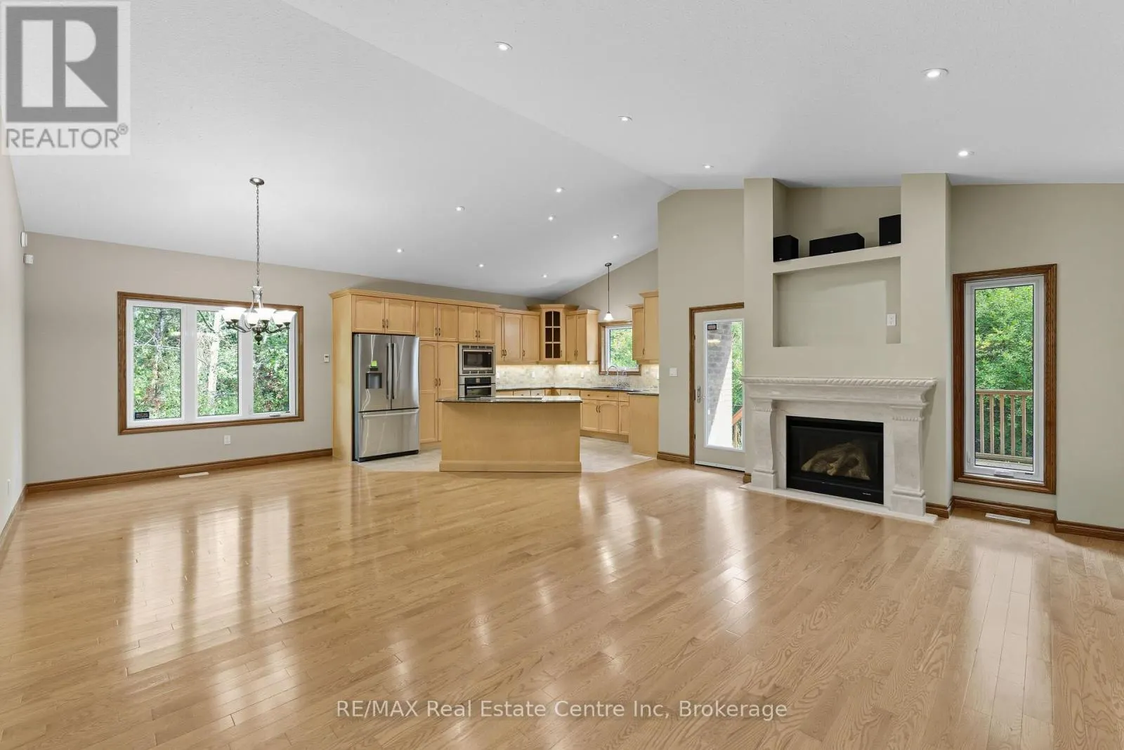 19 - 15 VALLEY ROAD, #19