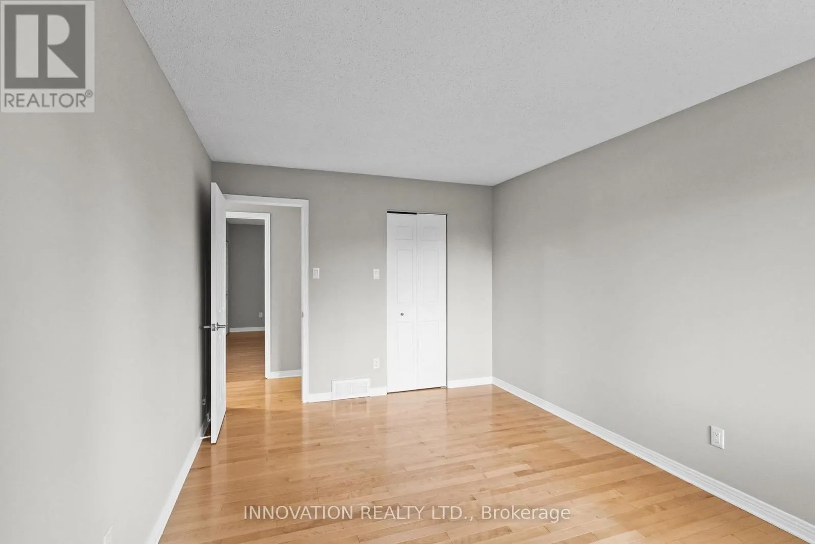206 CYPRESS COURT