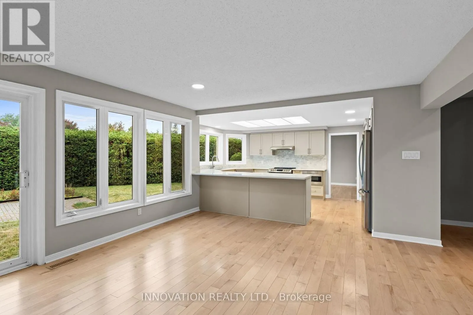 206 CYPRESS COURT
