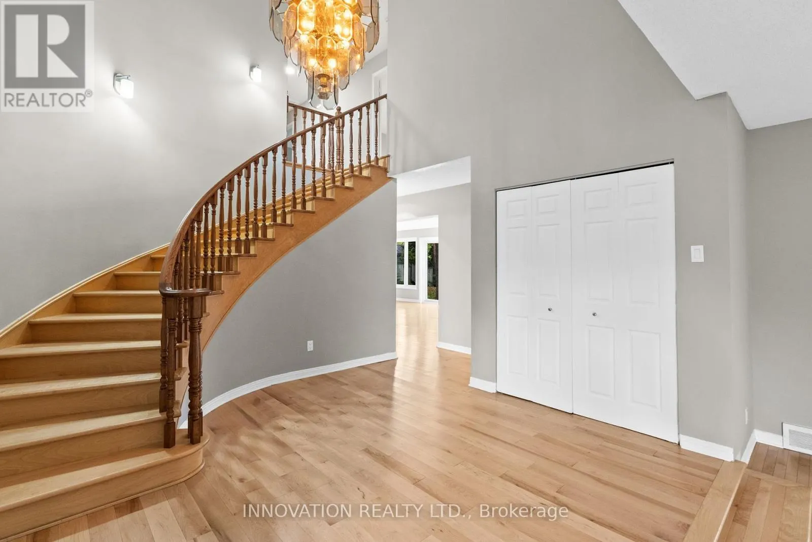 206 CYPRESS COURT