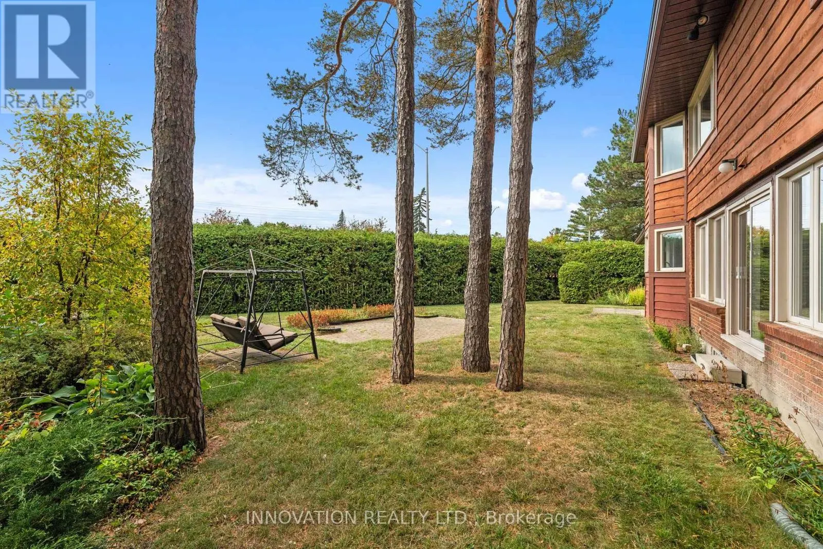 206 CYPRESS COURT