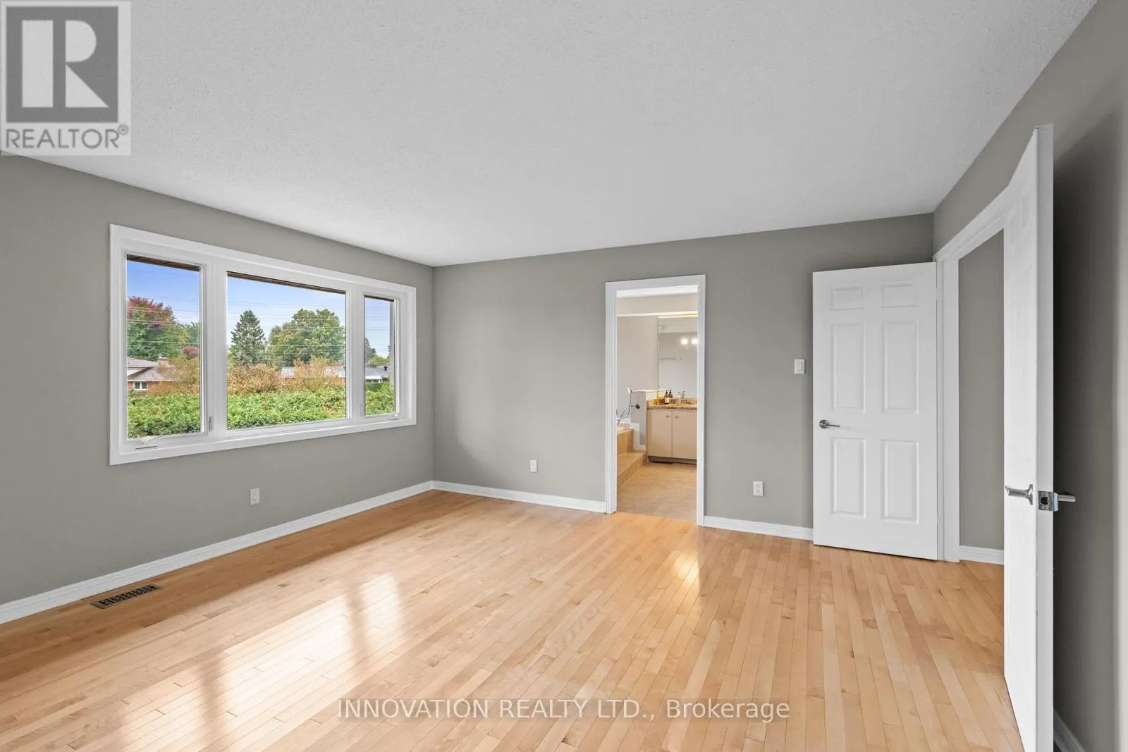 206 CYPRESS COURT