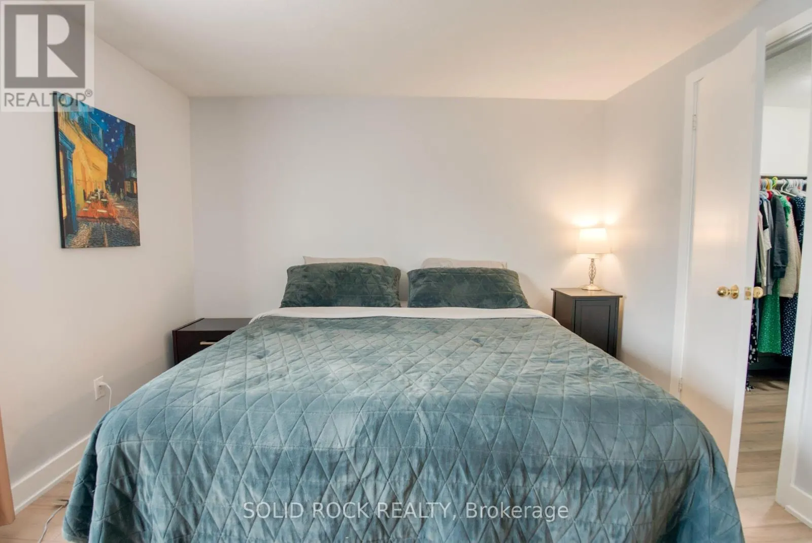 12 - 463 CANOTIA PLACE