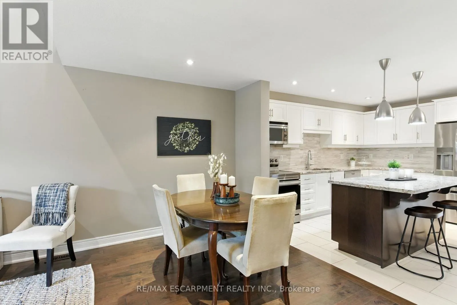 4 BURGUNDY GROVE