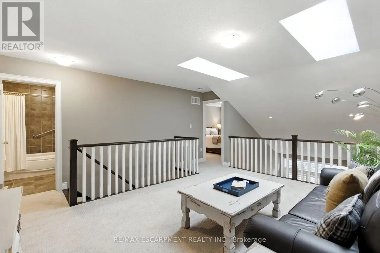 4 BURGUNDY GROVE