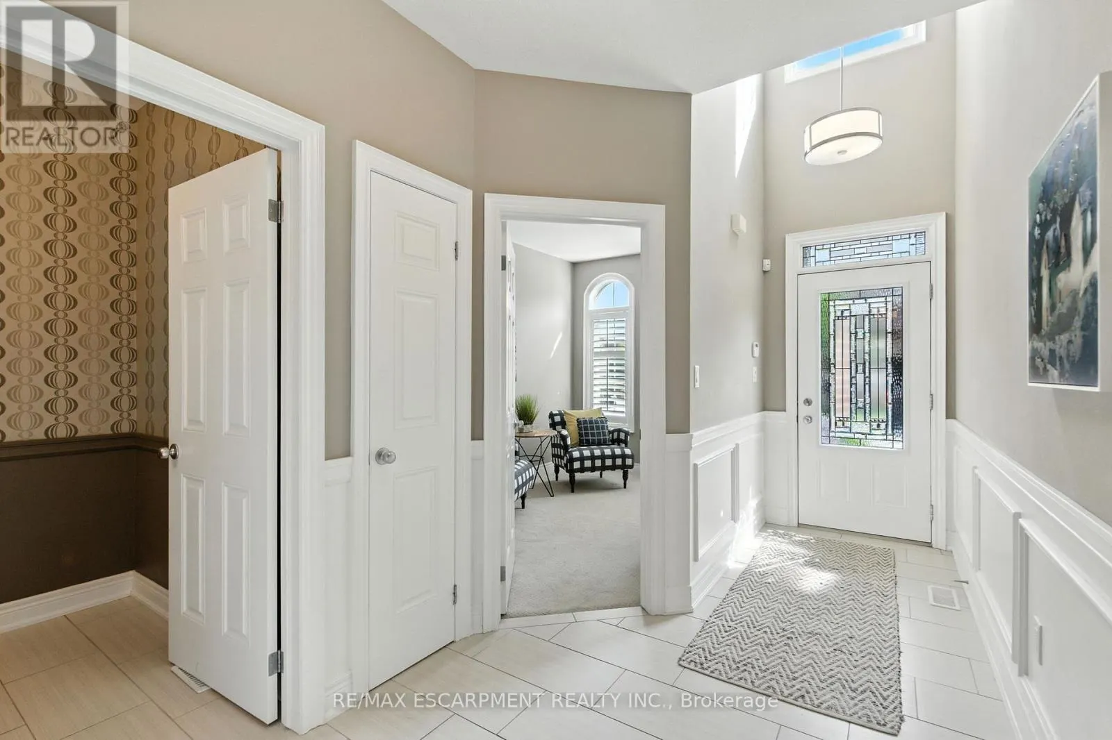 4 BURGUNDY GROVE