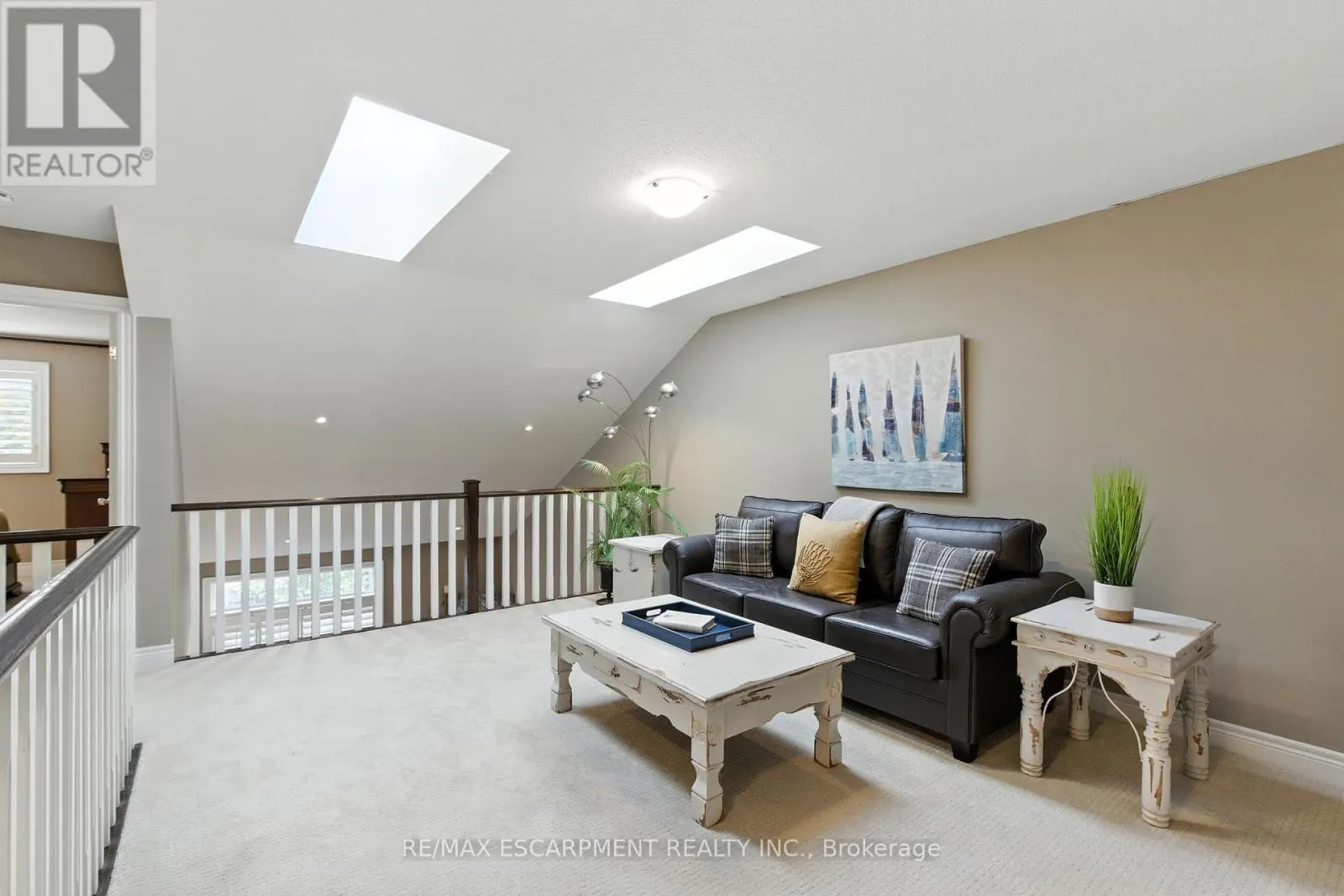 4 BURGUNDY GROVE